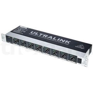 Behringer DS2800 Professional 2-Input 8-Output Distribution Splitter